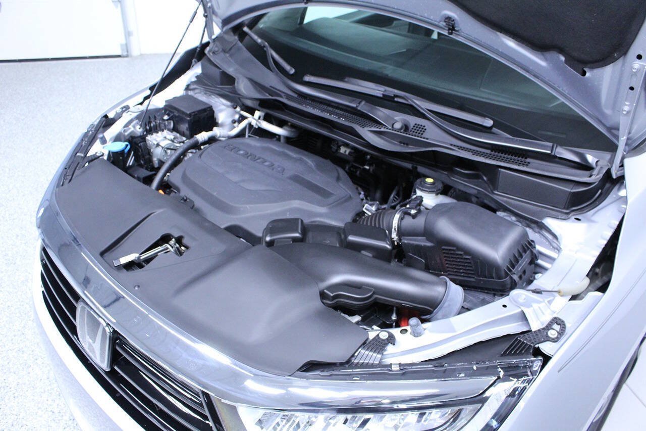 Used 2021 Honda Odyssey EX-L image 12