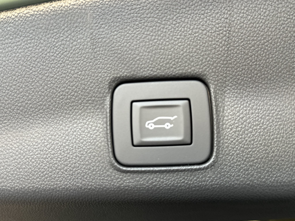 New 2026 Chevrolet TrailBlazer LT w/ Convenience Package FWD image 20