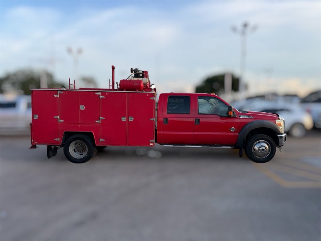Used 2011 Ford F550 4x4 Crew Cab Super Duty w/ XLT Interior Pkg image 7