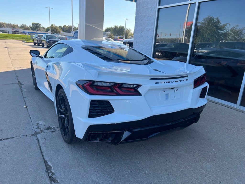 New 2027 Chevrolet Corvette Stingray Coupe w/ Battery Protection Package RWD image 4