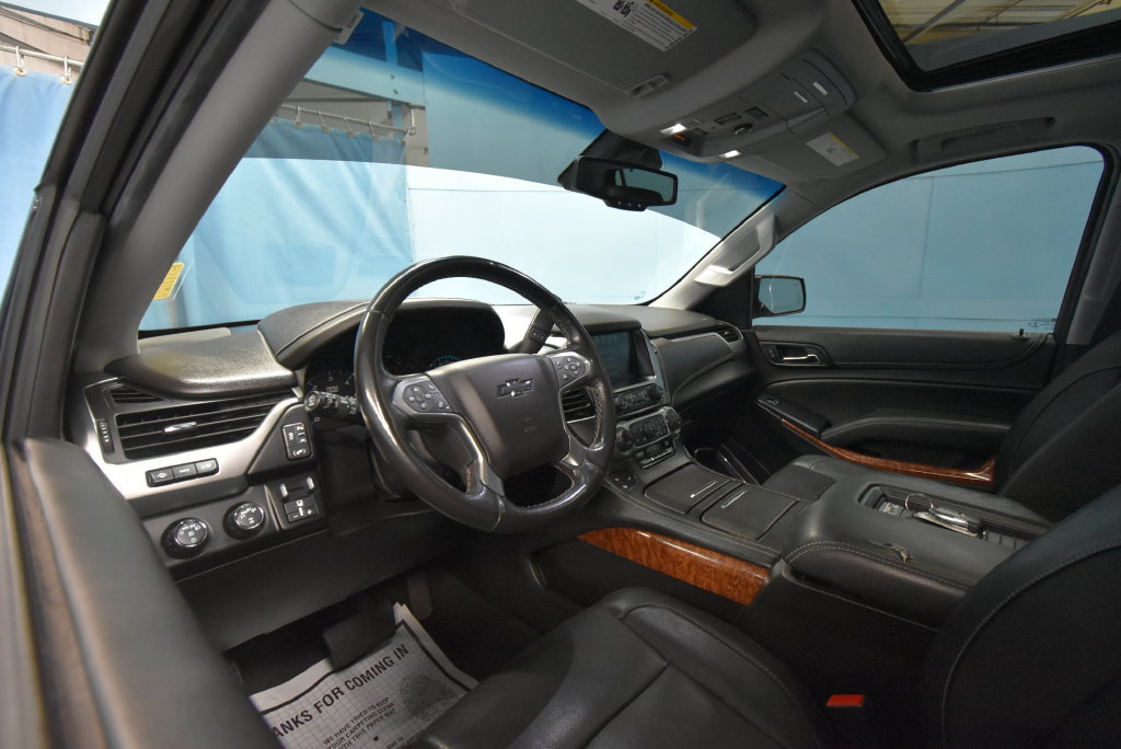 Used 2018 Chevrolet Tahoe Premier w/ RST 6.2L Performance Edition AWD/4WD image 2