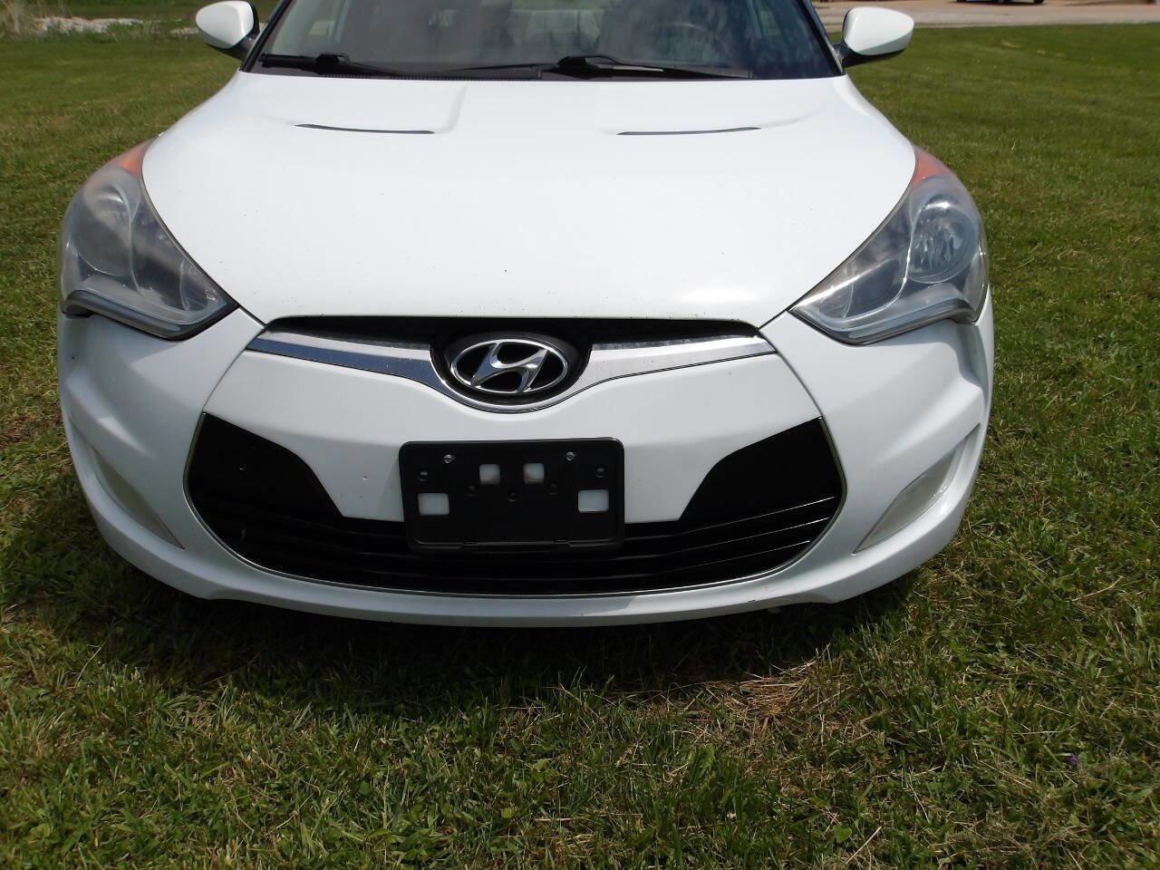Used 2013 Hyundai Veloster w/ Tech Pkg FWD image 30