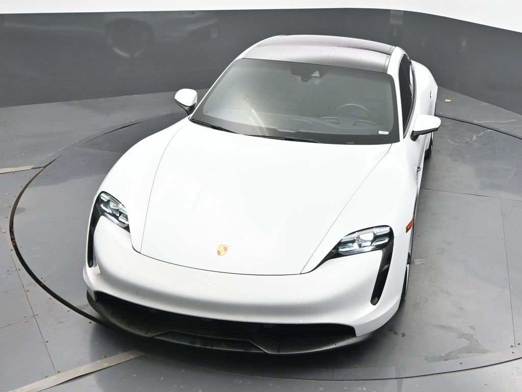 Used 2020 Porsche Taycan 4S image 39