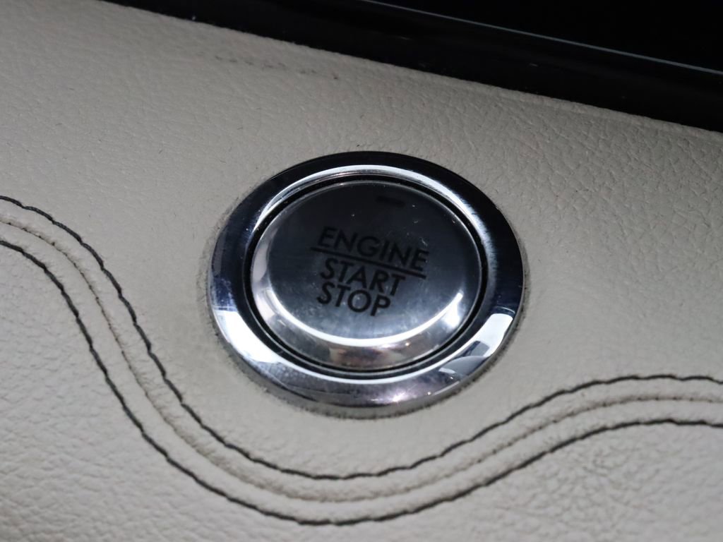 Used 2021 Lincoln Navigator Reserve w/ Luxury Package RWD image 22