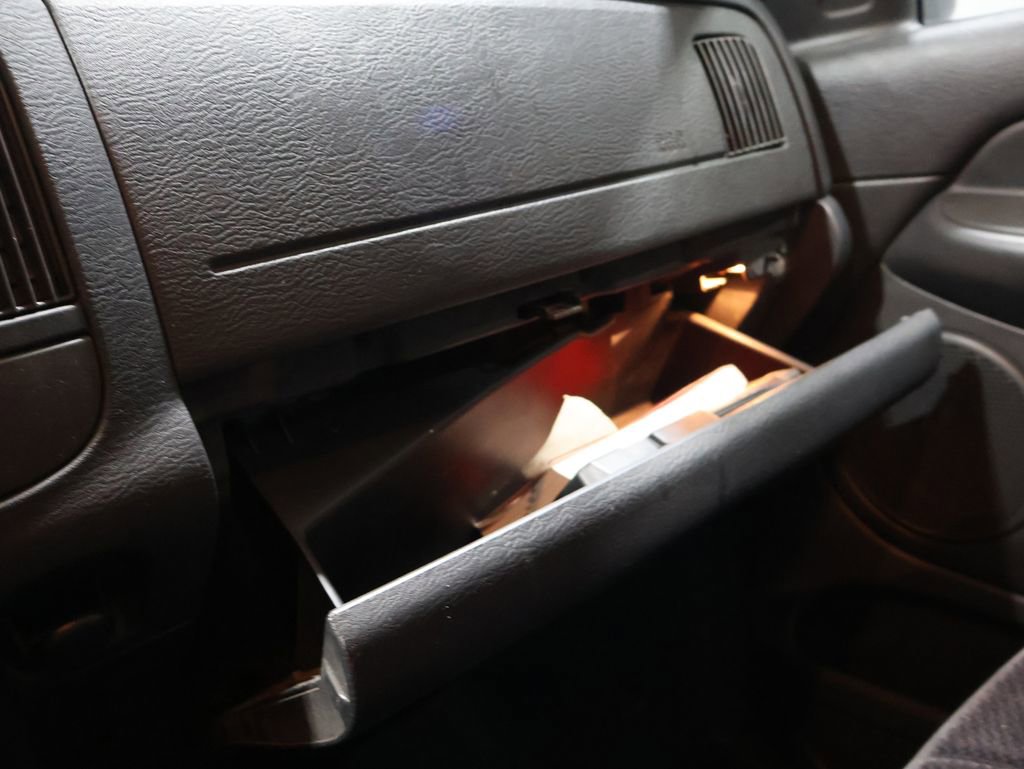 Used 2005 Dodge Ram 1500 Truck SLT w/ Trailer Tow Group image 25