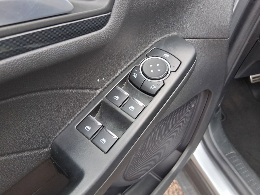 Used 2024 Ford Escape ST-Line image 11