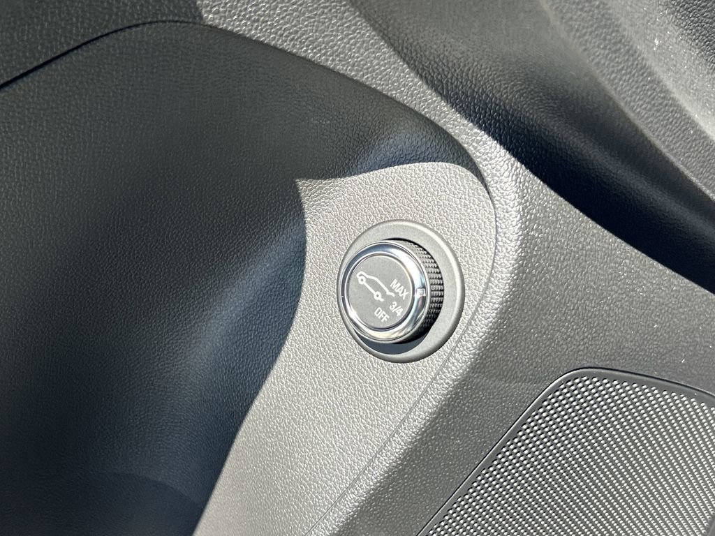 New 2025 Buick Envista Avenir image 20