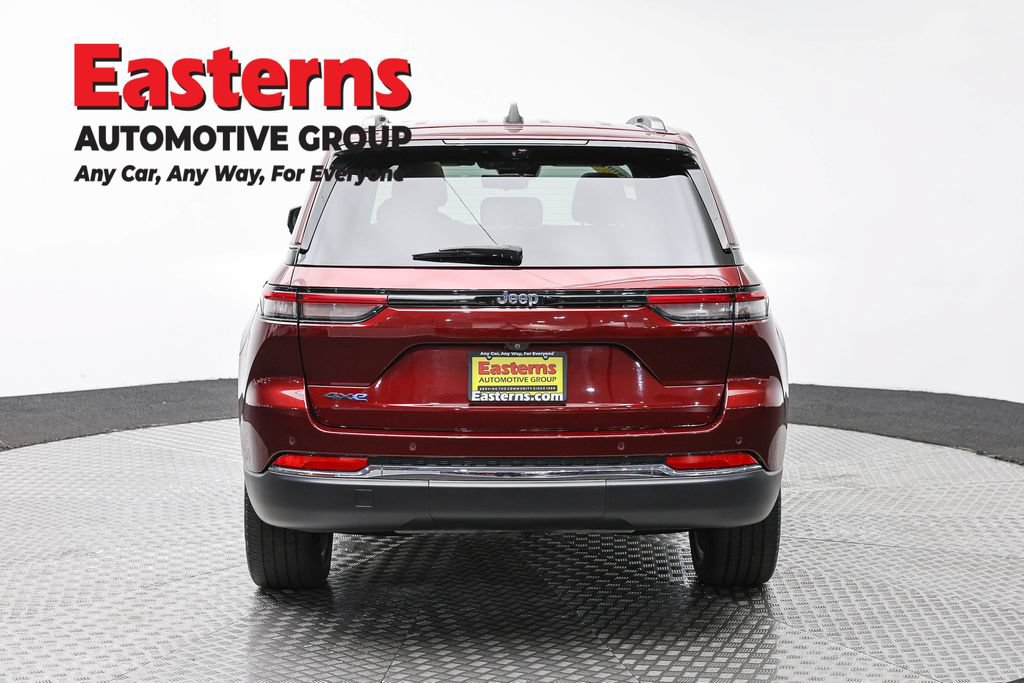 Used 2023 Jeep Grand Cherokee 4WD 4xe w/ Luxury Tech Group II image 6