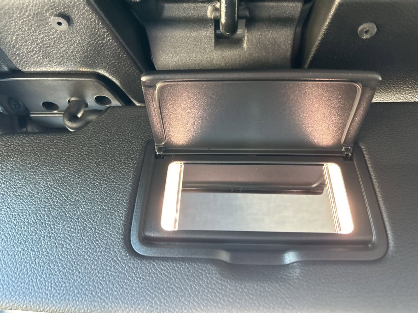 New 2026 Jeep Gladiator Sport image 23