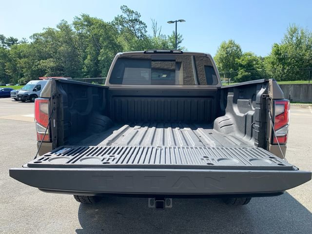 Used 2024 Nissan Titan PRO-4X w/ Off Road Protection Package image 13