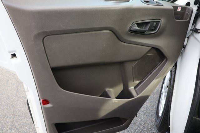 Used 2020 Ford Transit 350 XLT image 22