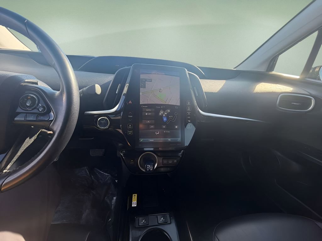 Used 2021 Toyota Prius Prime XLE FWD image 12