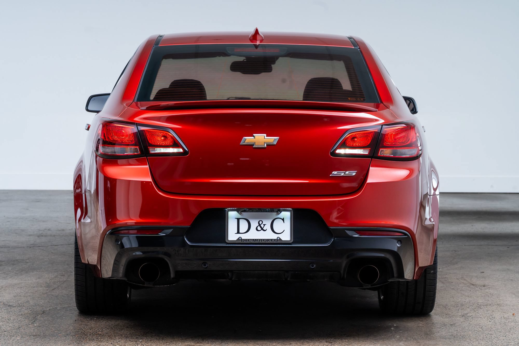 Used 2015 Chevrolet SS RWD image 7