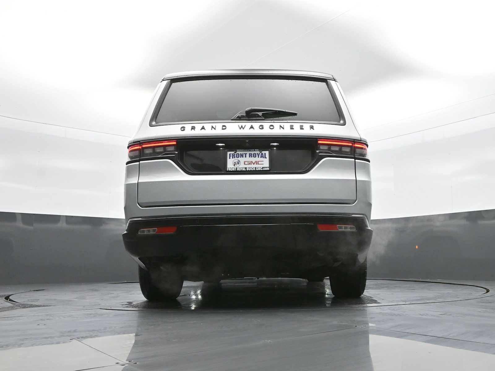 Used 2024 Jeep Grand Wagoneer L Series II w/ Quick Order Packagew 28T image 50