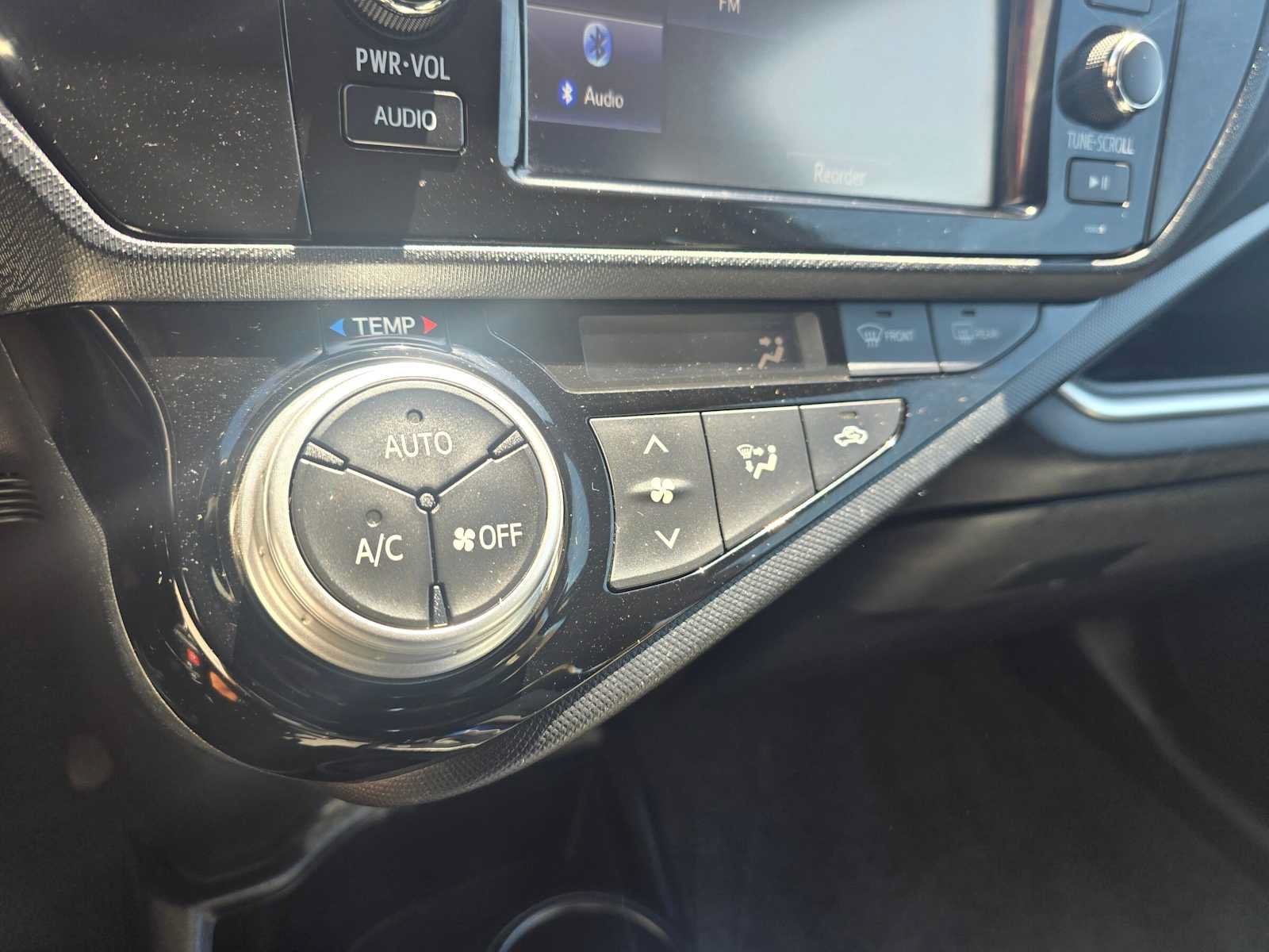 Used 2016 Toyota Prius C Two FWD image 28