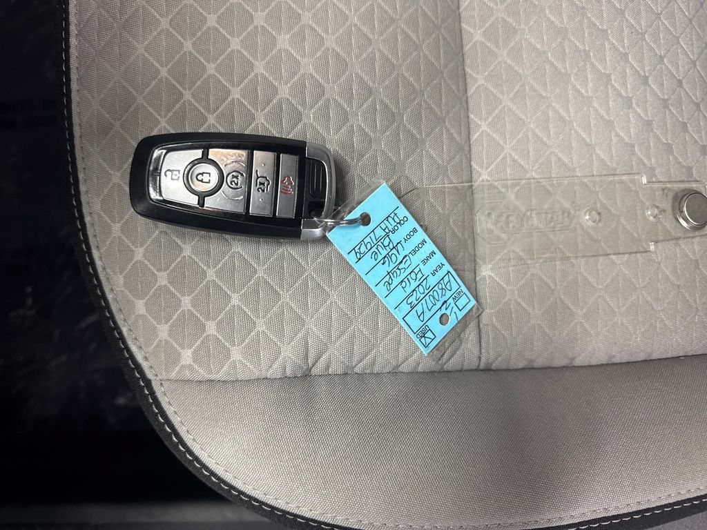 Certified 2023 Ford Escape Active AWD/4WD image 30