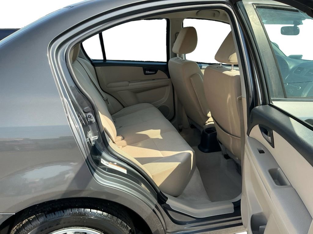 Used 2012 Suzuki SX4 LE FWD image 23