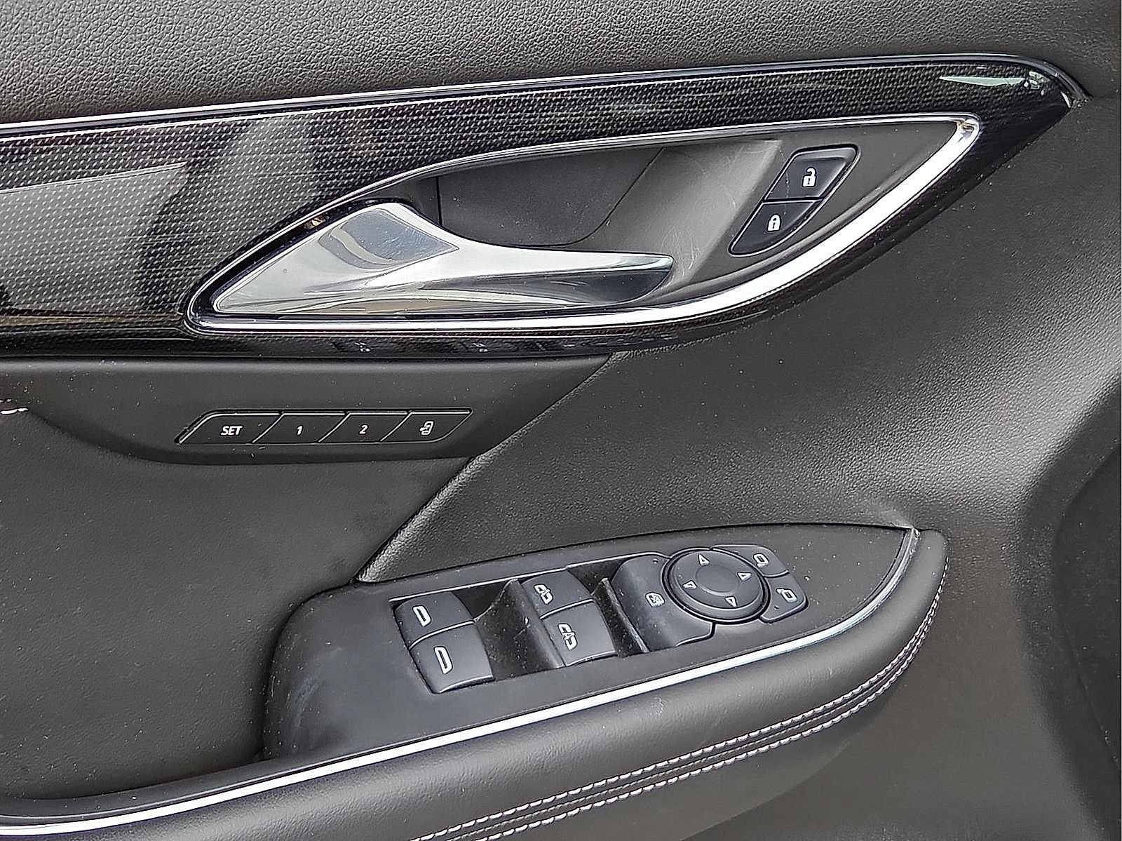 Used 2023 Buick Envision Essence AWD/4WD image 13