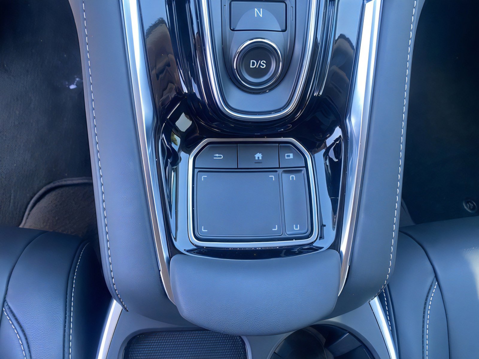 Used 2025 Acura RDX SH-AWD w/ Technology Package image 21