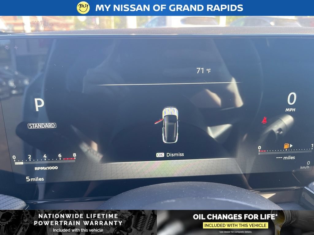 New 2026 Nissan Kicks SR AWD/4WD image 16