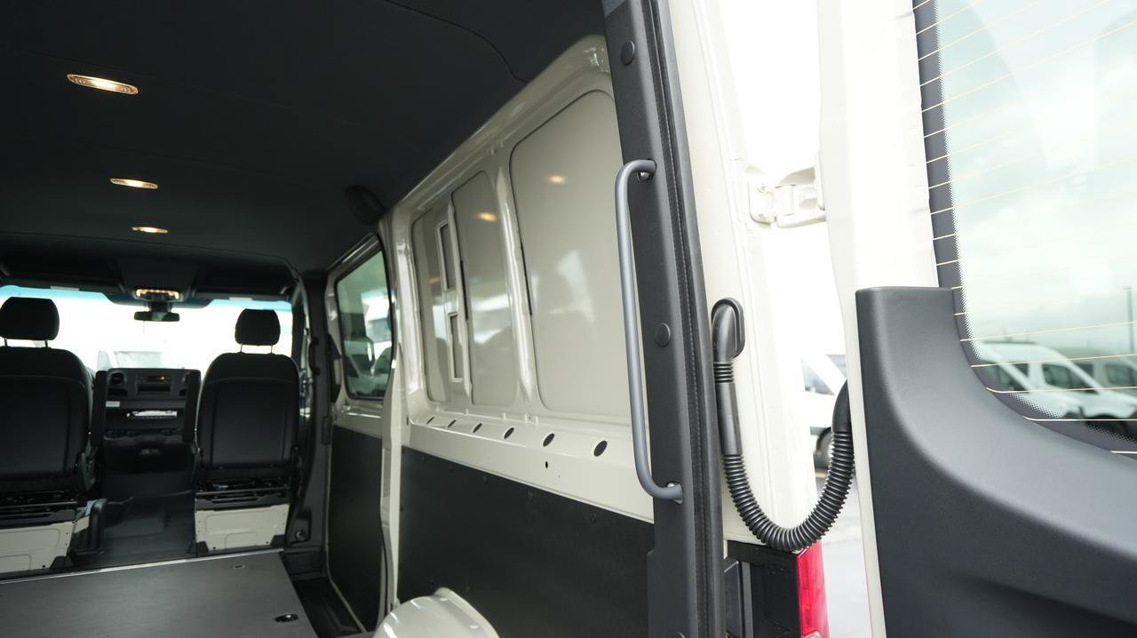 New 2026 Mercedes-Benz Sprinter 2500 image 13