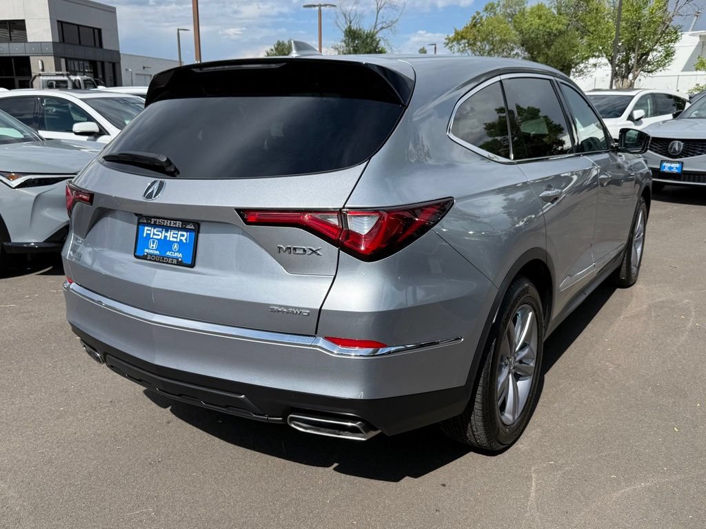 Used 2024 Acura MDX SH-AWD image 4