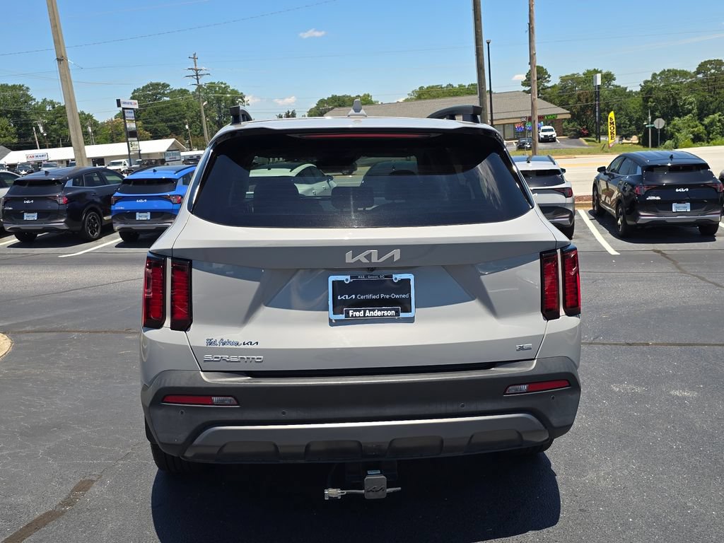 Certified 2023 Kia Sorento S w/ Panoramic Sunroof Package AWD/4WD image 4