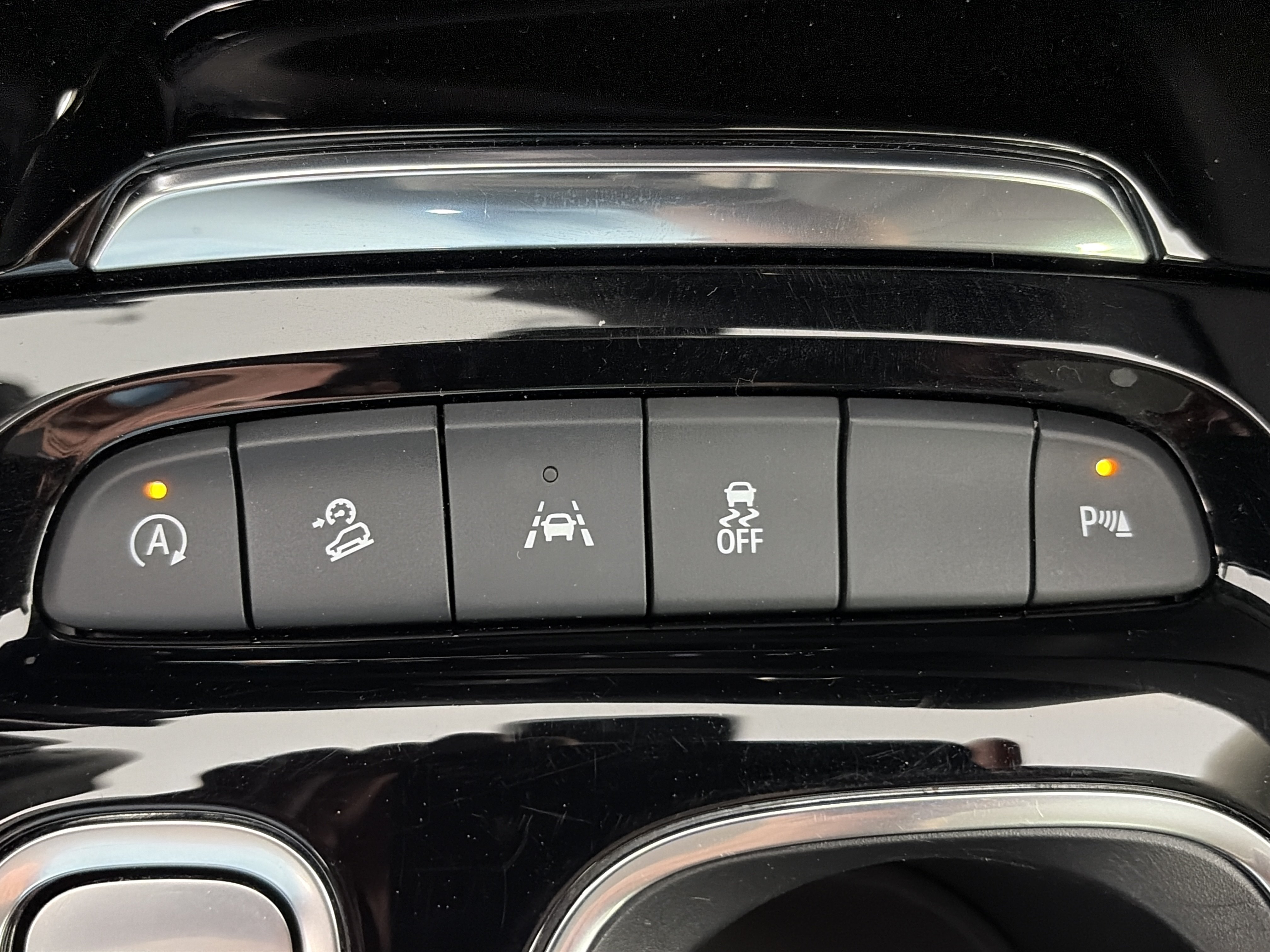 Used 2023 Buick Envision Preferred AWD/4WD image 30