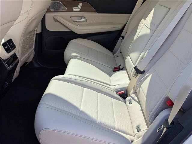 New 2026 Mercedes-Benz GLS 450 4MATIC image 15