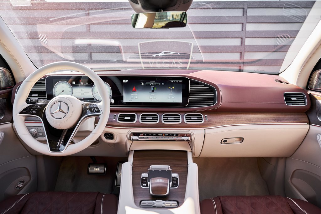 Used 2026 Mercedes-Benz Maybach GLS 600 4MATIC image 60