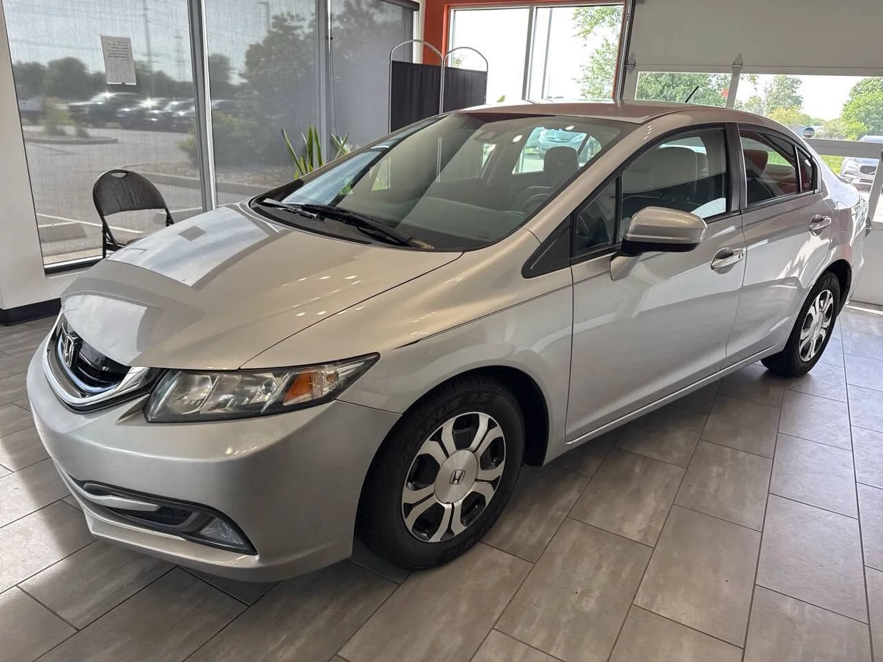 Used 2015 Honda Civic Hybrid Sedan image 3