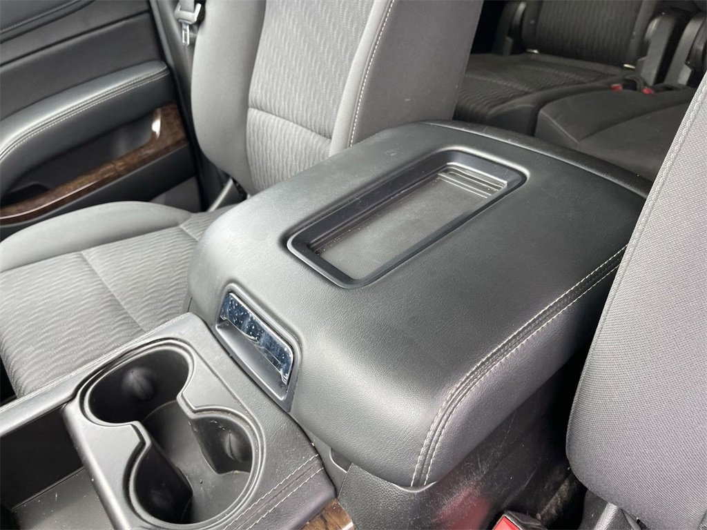 Used 2020 Chevrolet Suburban LS image 20