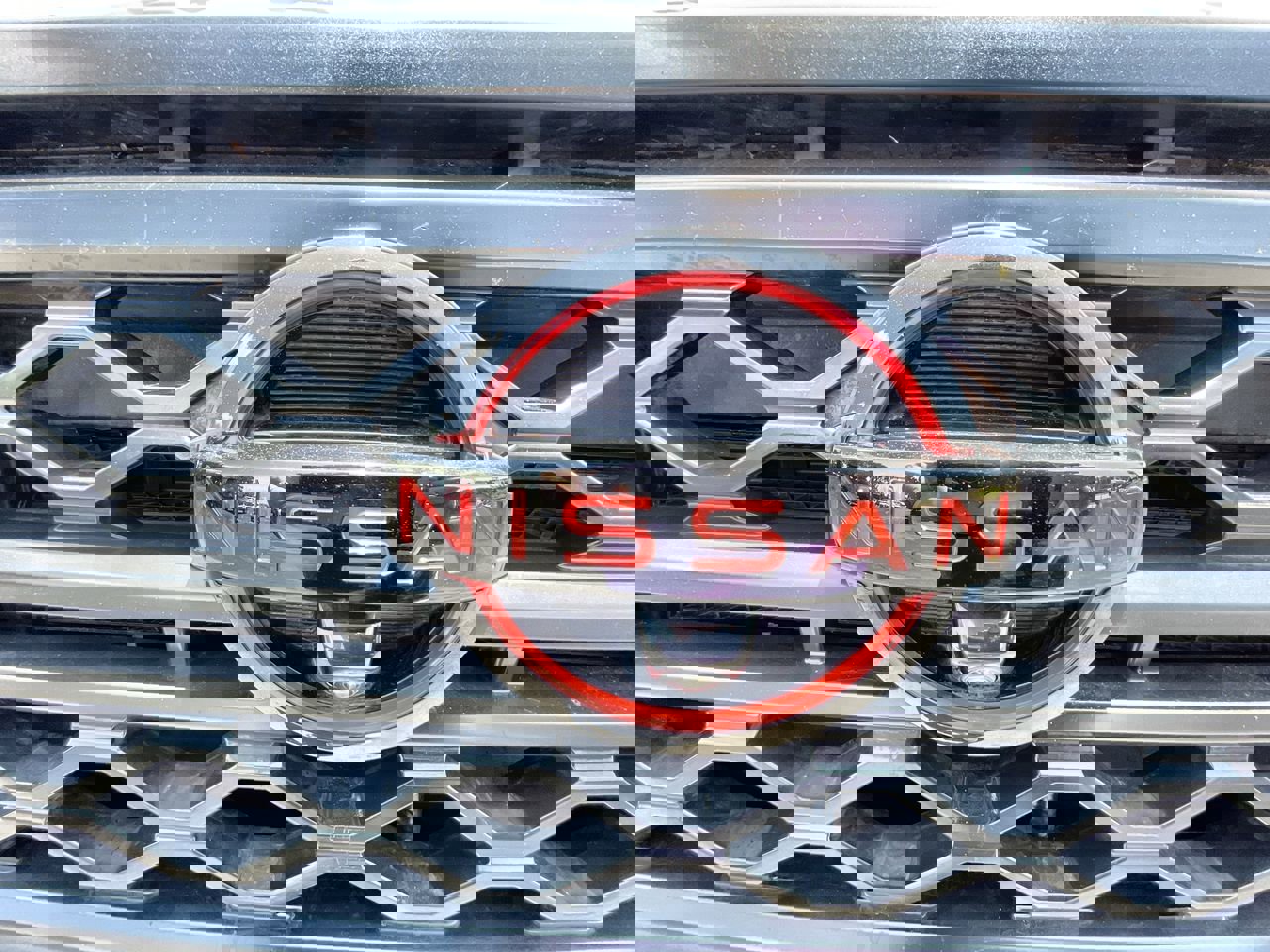 Used 2024 Nissan Frontier Pro-X w/ Pro Convenience Package image 30