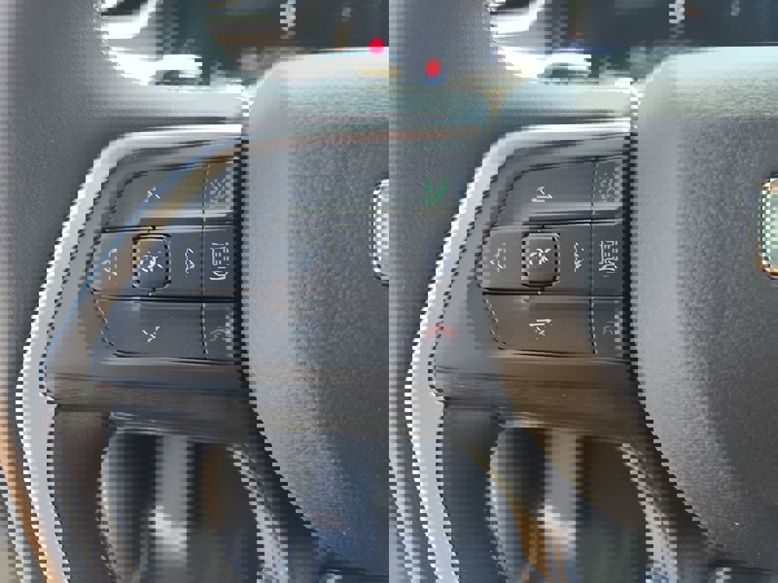 Used 2024 Jeep Grand Cherokee Altitude image 19