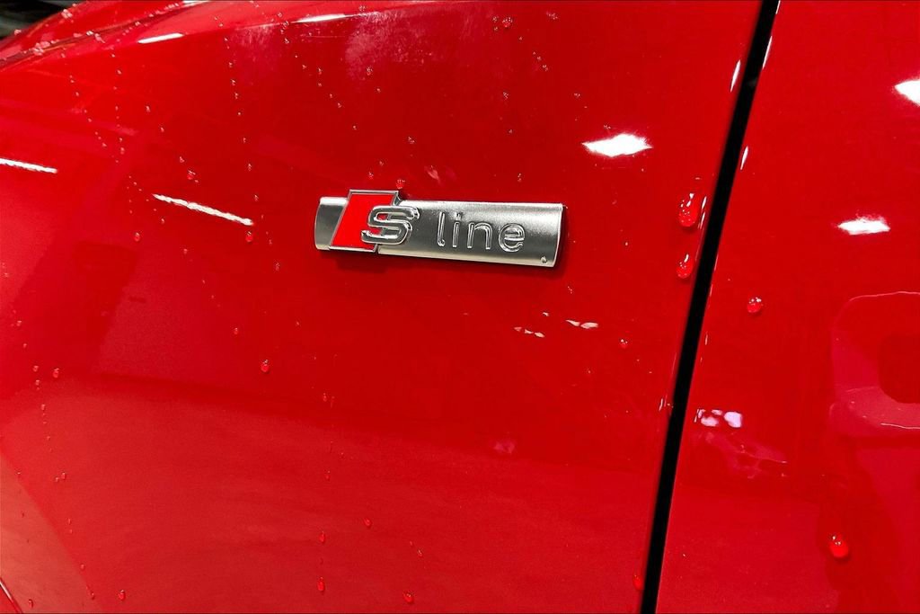 Used 2022 Audi Q3 2.0T Premium Plus image 24