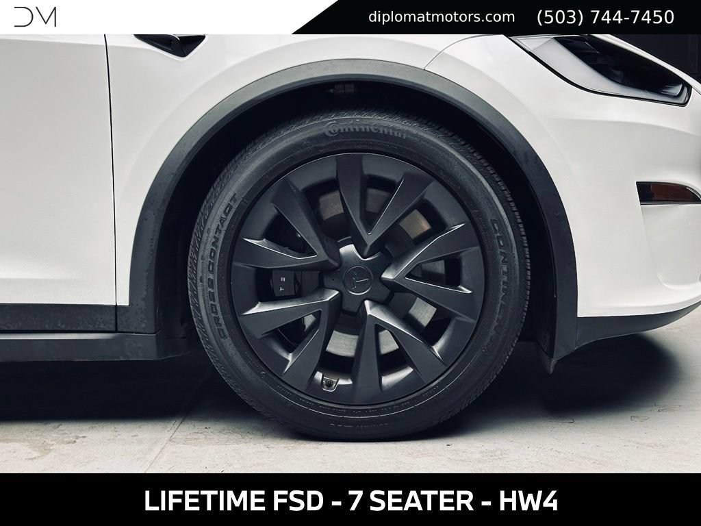 Used 2025 Tesla Model X AWD/4WD image 43