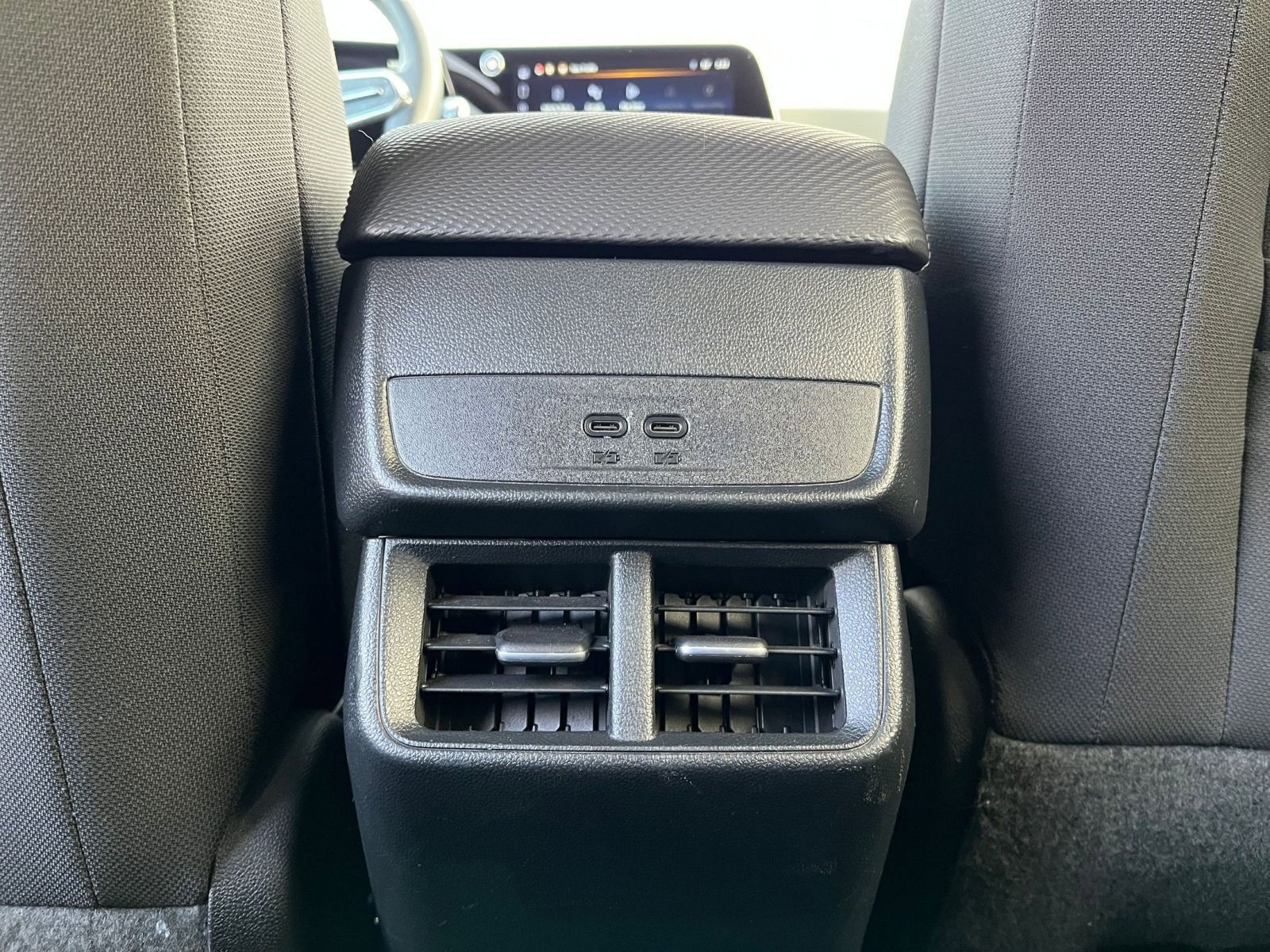 Used 2025 Chevrolet Equinox LT image 23