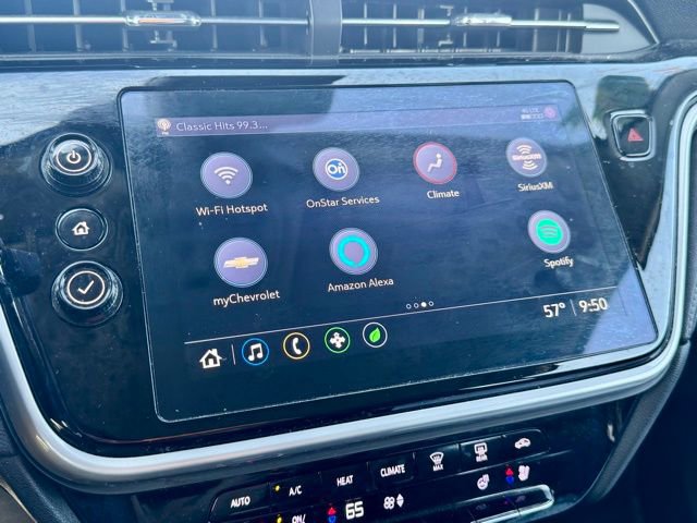 Used 2022 Chevrolet Bolt EUV LT w/ Convenience Package FWD image 13