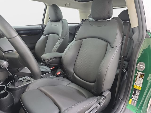 Used 2024 MINI Cooper SE FWD image 12