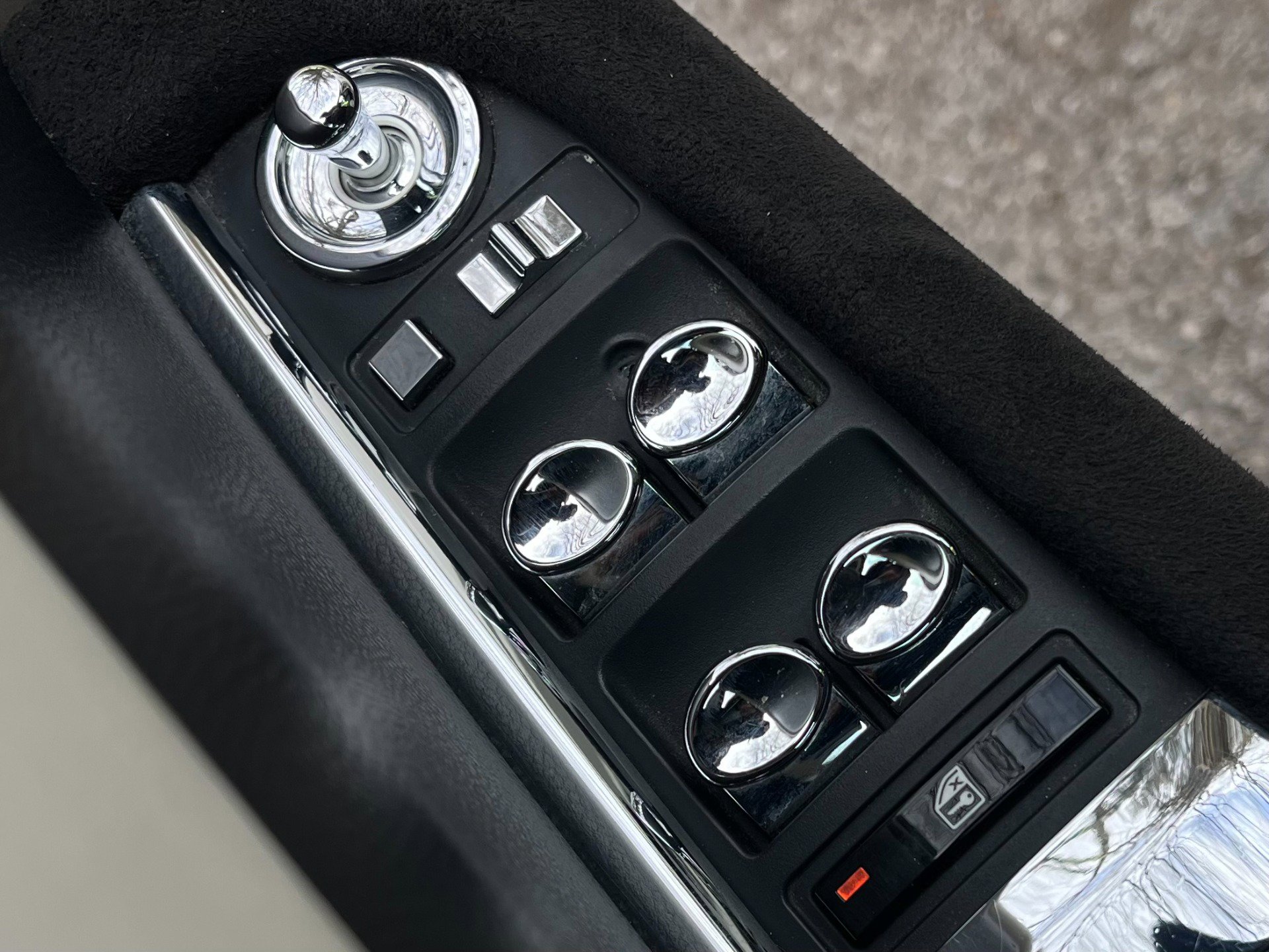 Used 2016 Rolls-Royce Wraith image 51