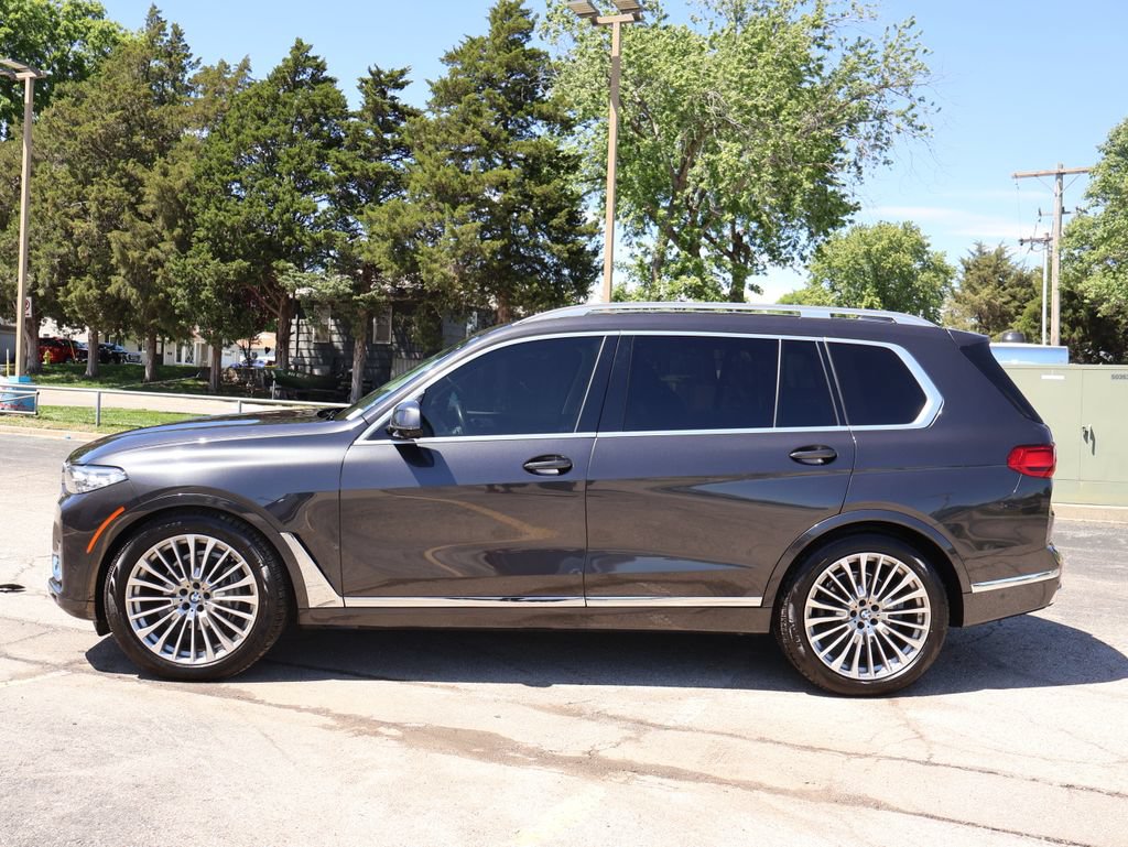 Used 2021 BMW X7 xDrive40i w/ Premium Package AWD/4WD image 5