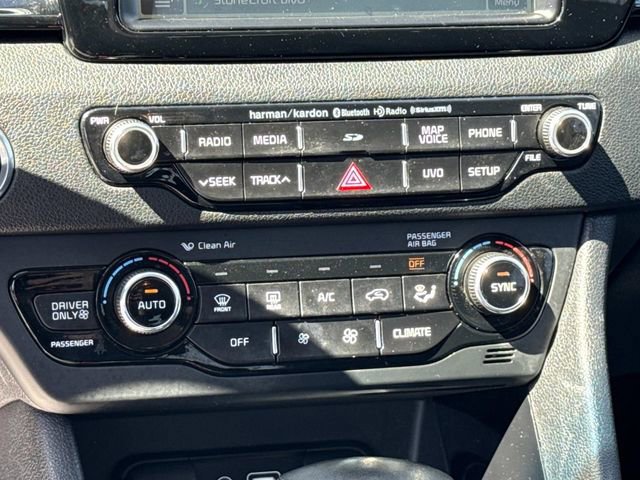 Used 2018 Kia Niro EX w/ EX Touring Graphite Edition image 21