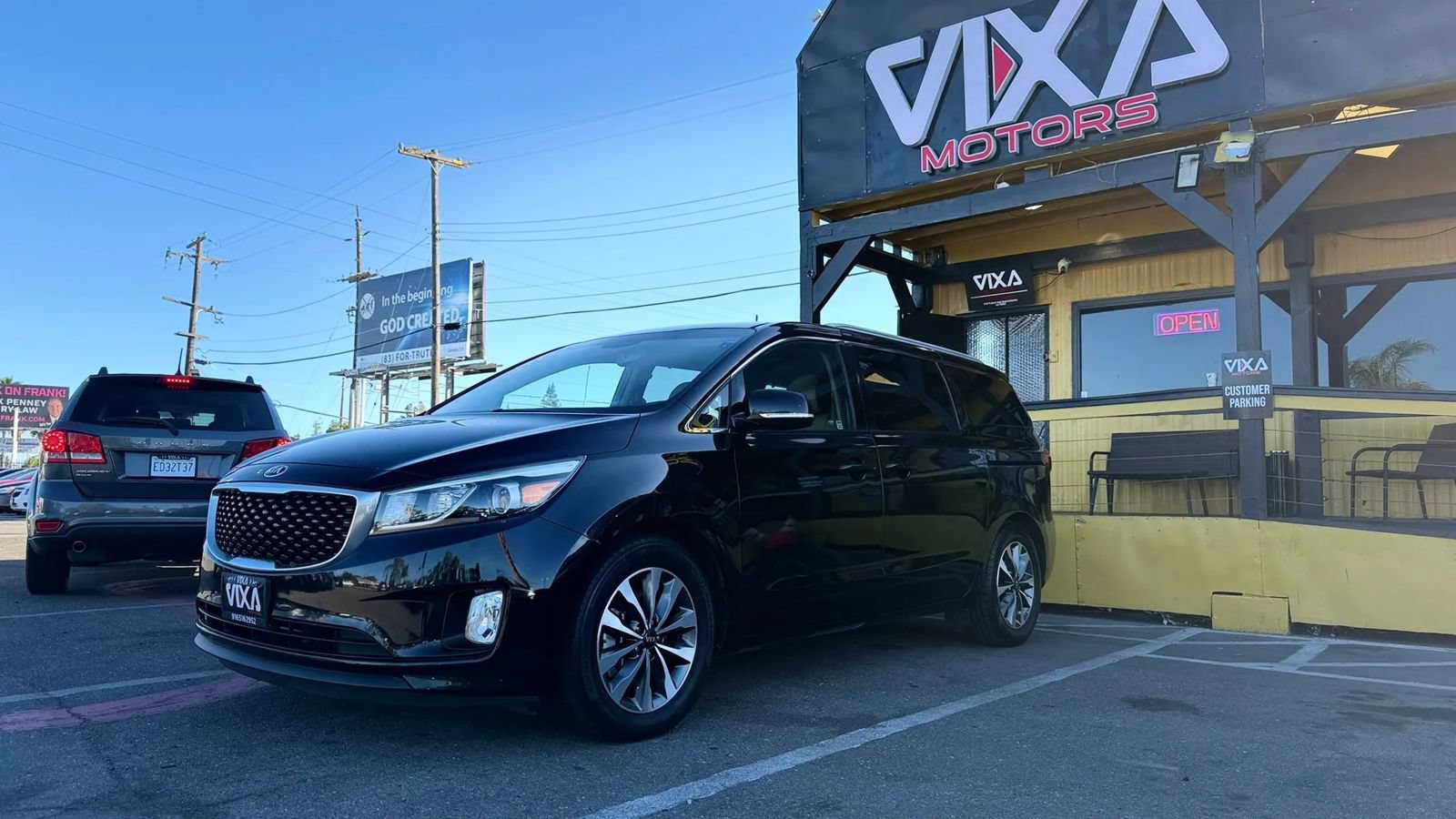Used 2015 Kia Sedona SX FWD image 3