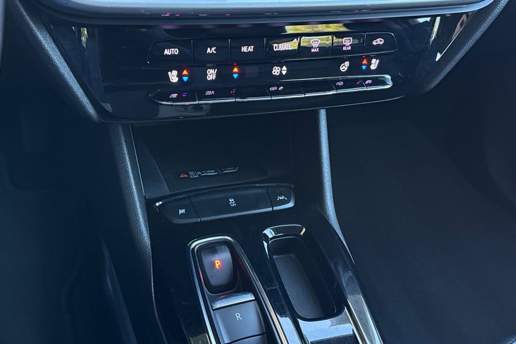 Certified 2023 Chevrolet Bolt EUV LT w/ Convenience Package image 23