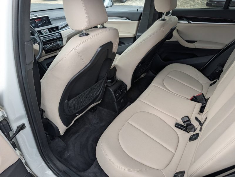 Used 2020 BMW X1 sDrive28i w/ Convenience Package FWD image 11