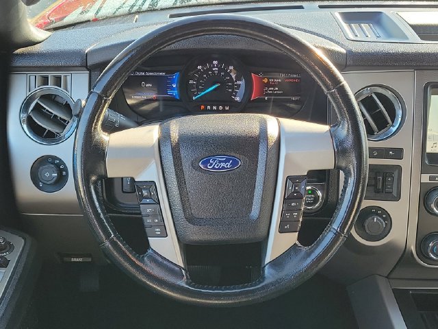 Used 2017 Ford Expedition EL Limited w/ Equipment Group 301A AWD/4WD image 10