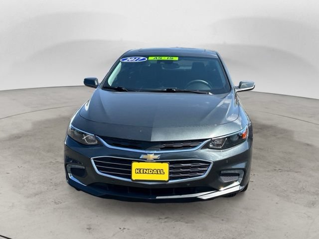 Used 2017 Chevrolet Malibu Premier w/ Premier Sun and Wheel Package FWD image 2