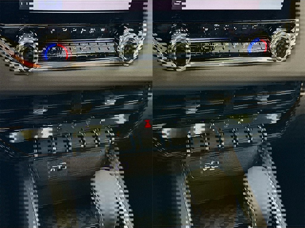 New 2026 GMC Canyon Elevation w/ Convenience Package image 11