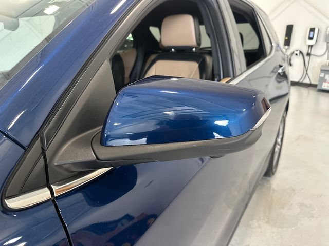 Used 2022 Chevrolet Equinox Premier AWD/4WD image 12