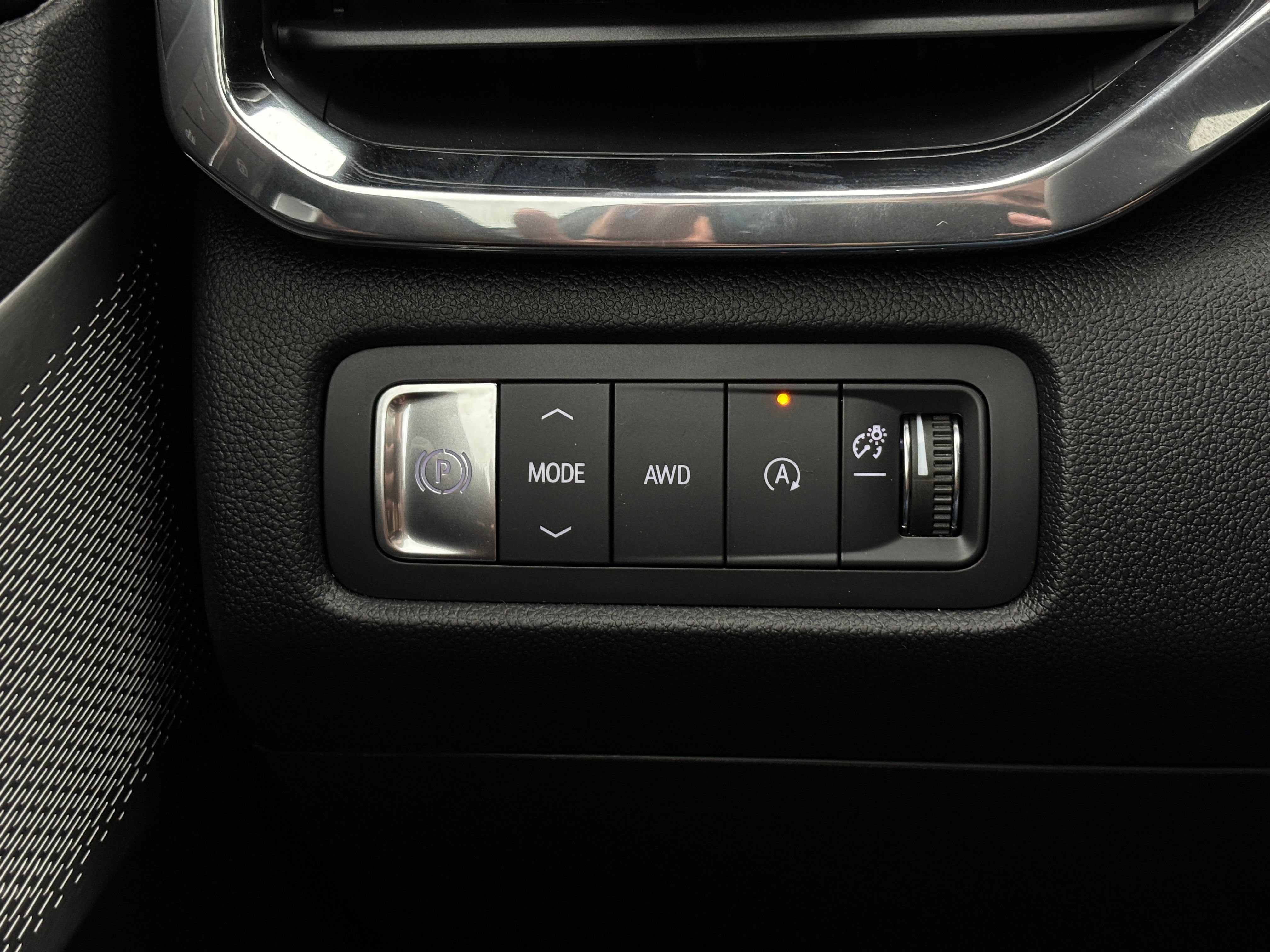 New 2026 GMC Acadia Denali Ultimate w/ LPO, Floor Liner Package AWD/4WD image 25